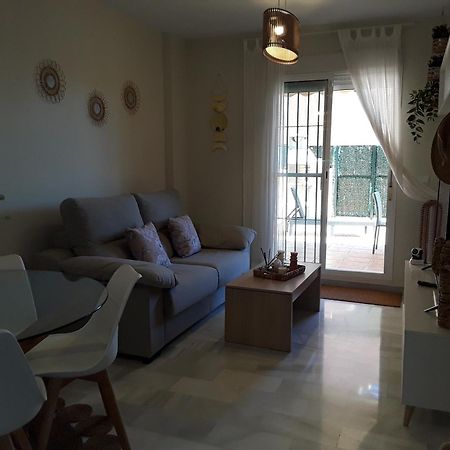 Whydhand Resorts Apartments ,Pools And Lovely Terrace フエンヒロラ エクステリア 写真