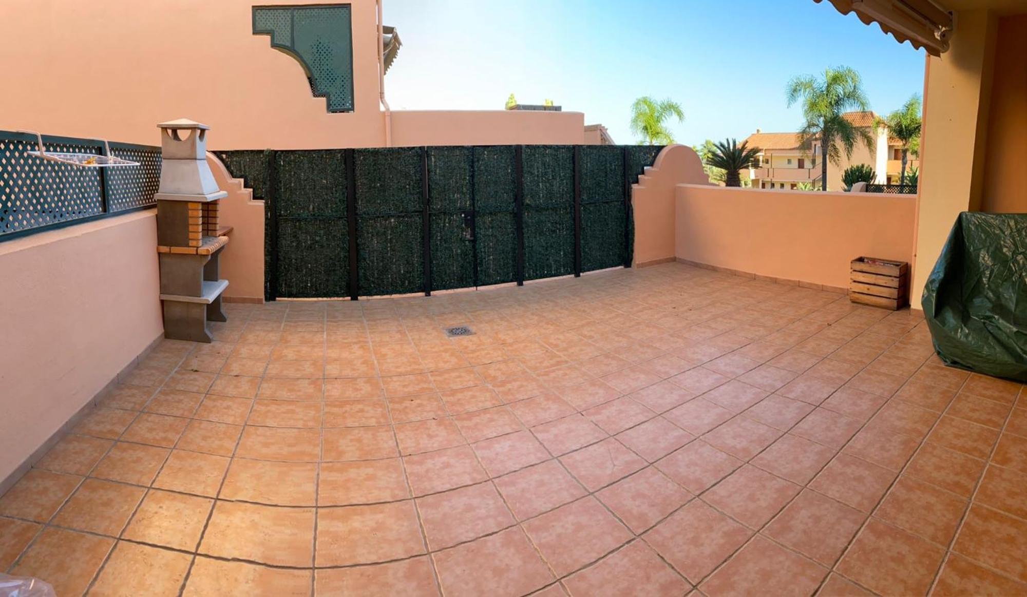 Whydhand Resorts Apartments ,Pools And Lovely Terrace フエンヒロラ エクステリア 写真