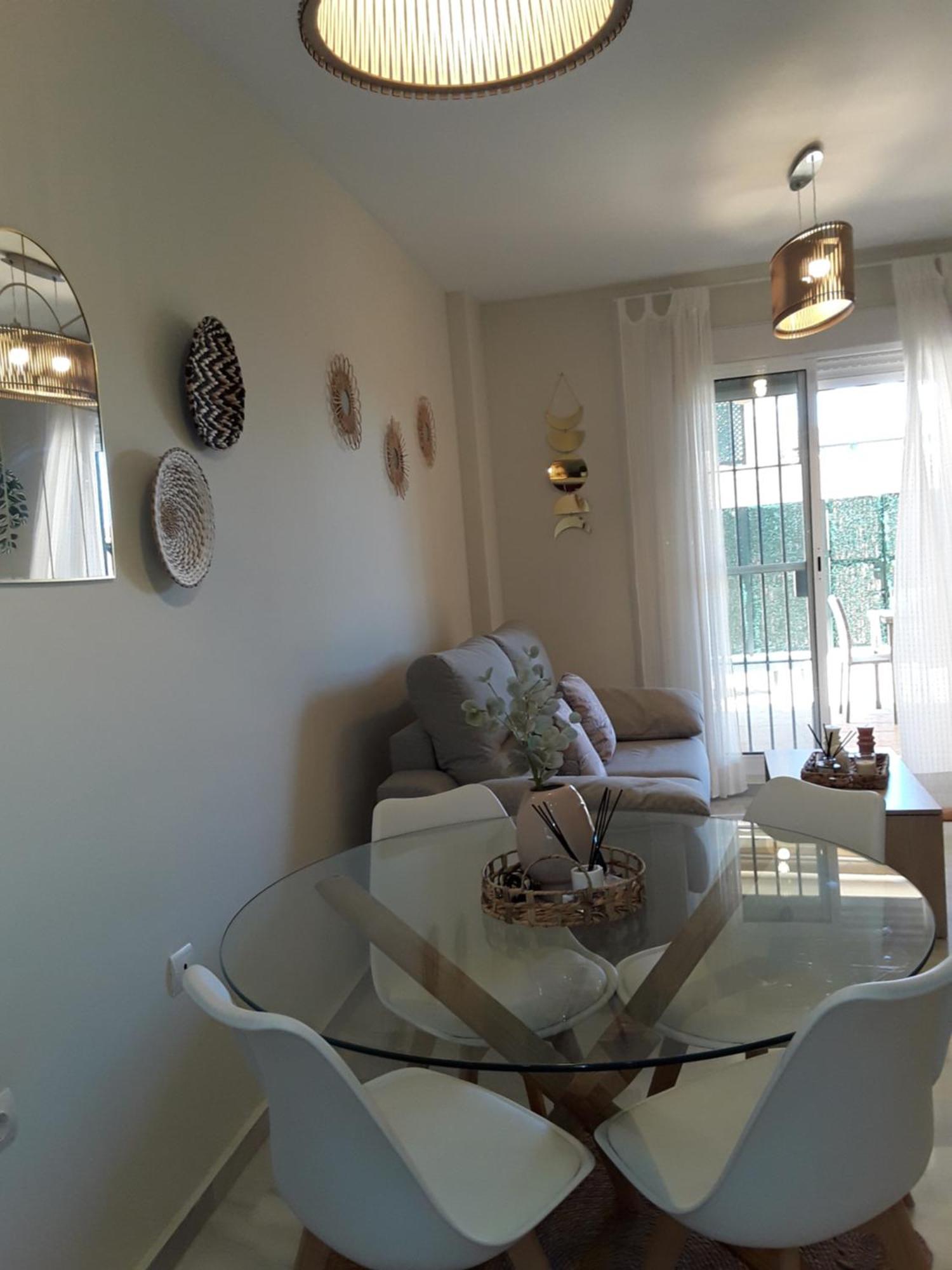 Whydhand Resorts Apartments ,Pools And Lovely Terrace フエンヒロラ エクステリア 写真