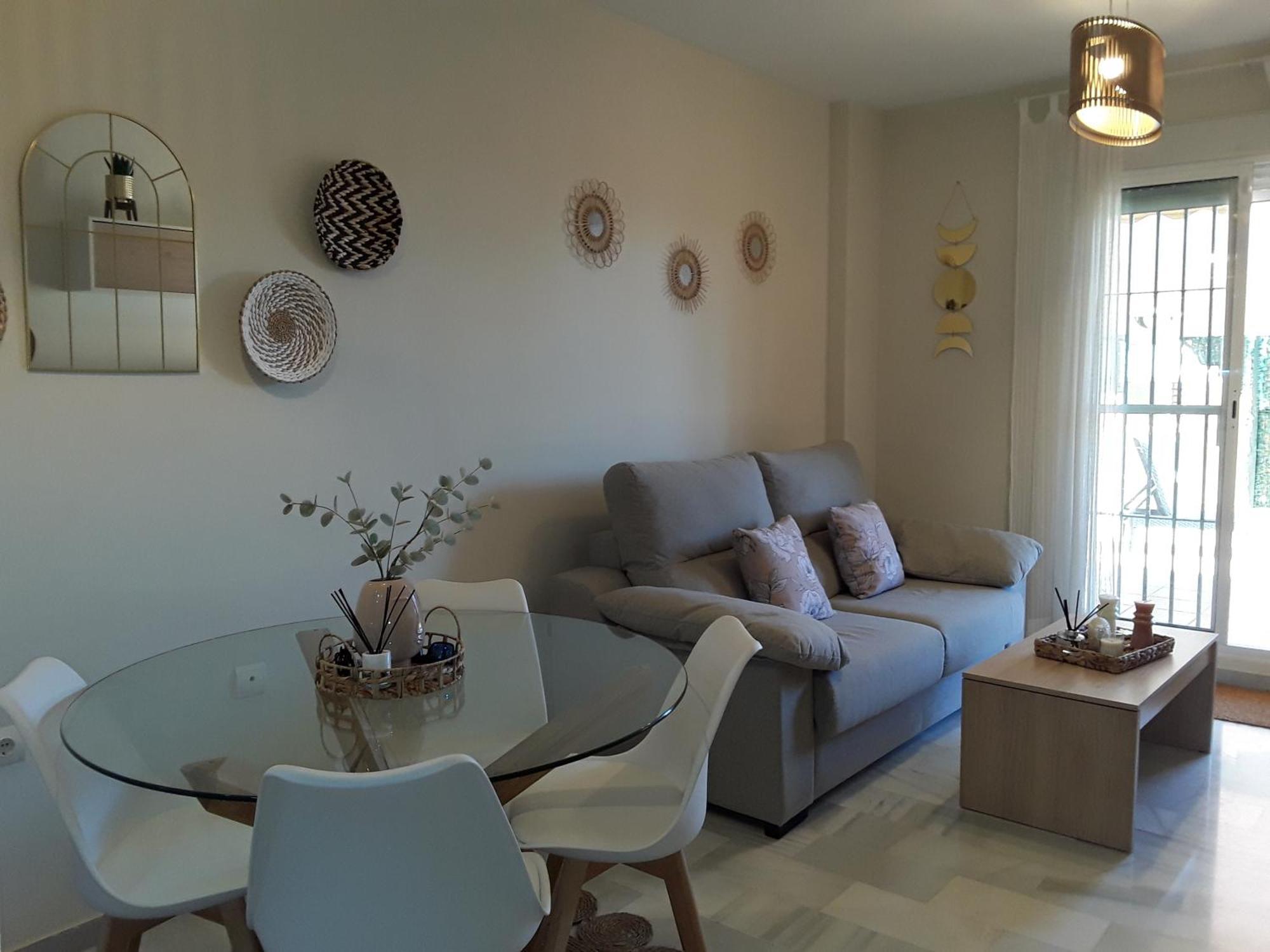 Whydhand Resorts Apartments ,Pools And Lovely Terrace フエンヒロラ エクステリア 写真